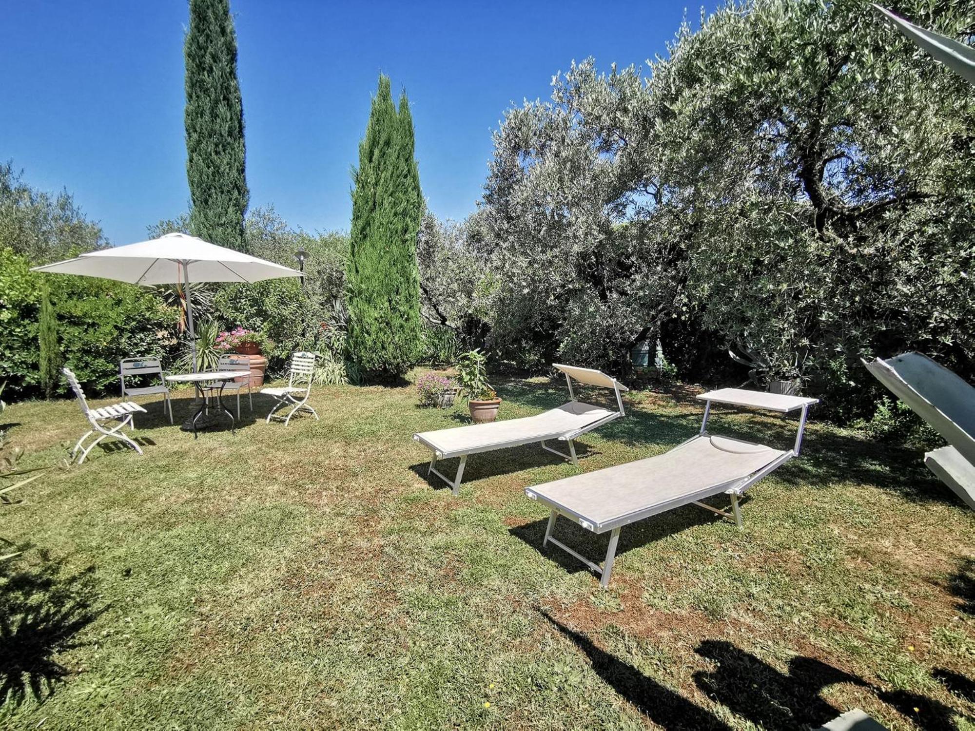 La Casa Dei Nonni Villa Larciano Exterior photo